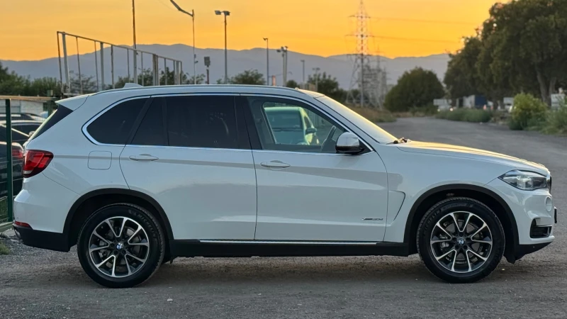 BMW X5 30d= xDrive= Sport Pack= Панорама= 360* Камера= , снимка 4 - Автомобили и джипове - 51776974