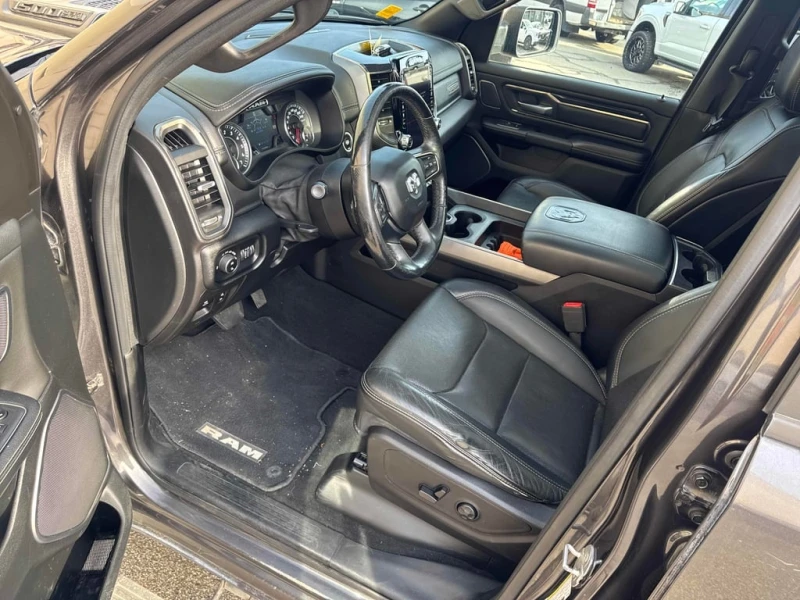 Dodge RAM 1500 * Sport * CARFAX * БЕЗ ПЪРВОНАЧАЛНА ВНОСКА, снимка 5 - Автомобили и джипове - 53095751