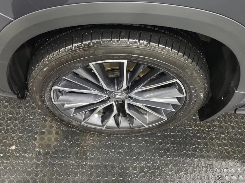 Lexus NX 350h * PREMIUM * CARFAX * БЕЗ ПЪРВОНАЧАЛНА ВНОСКА, снимка 17 - Автомобили и джипове - 53175766