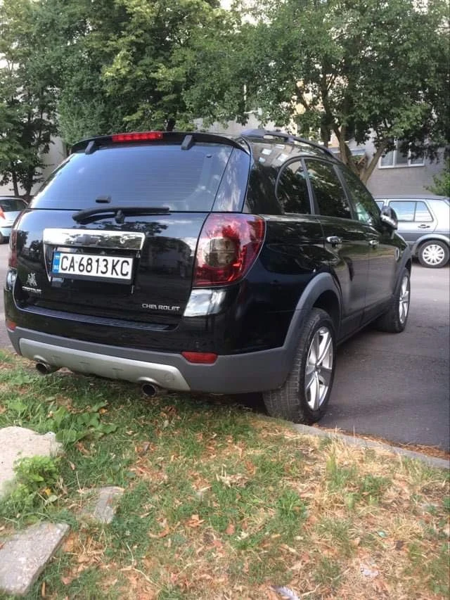Chevrolet Captiva C100, снимка 5 - Автомобили и джипове - 56546360