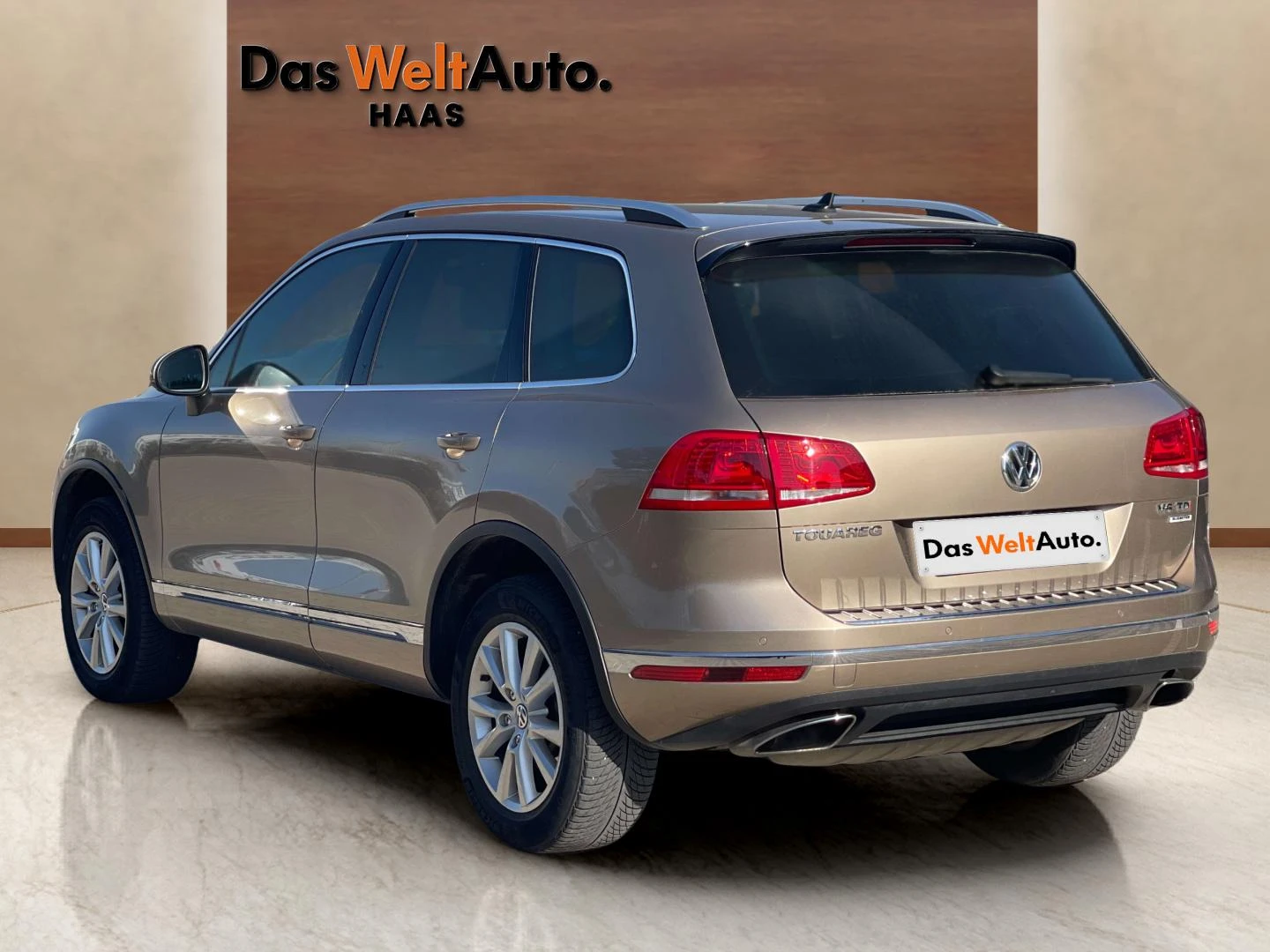 VW Touareg V6 TDI BMT 4MOTION - изображение 4