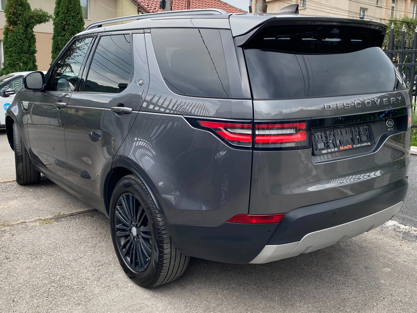 Land Rover Discovery 2.0D-LUXURY-DIGITAL COCKPIT-FULL LED-NAVI-CAMERA - изображение 4