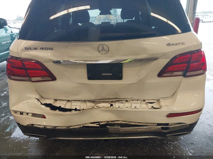 Mercedes-Benz GLE 400 4MATIC* harman/kardon* подгрев* 2-ключа* KEYLESS* , снимка 16 - Автомобили и джипове - 53834193