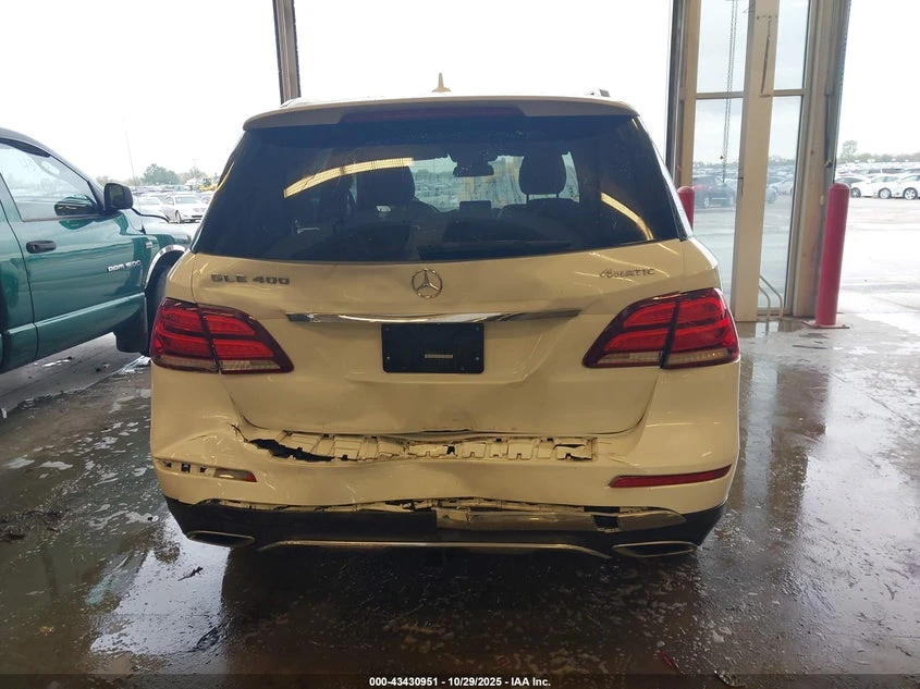 Mercedes-Benz GLE 400 4MATIC* harman/kardon* подгрев* 2-ключа* KEYLESS* , снимка 6 - Автомобили и джипове - 53834193