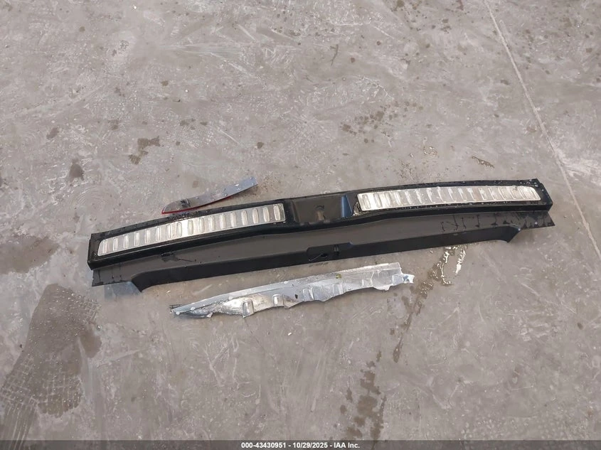 Mercedes-Benz GLE 400 4MATIC* harman/kardon* подгрев* 2-ключа* KEYLESS* , снимка 13 - Автомобили и джипове - 53834193