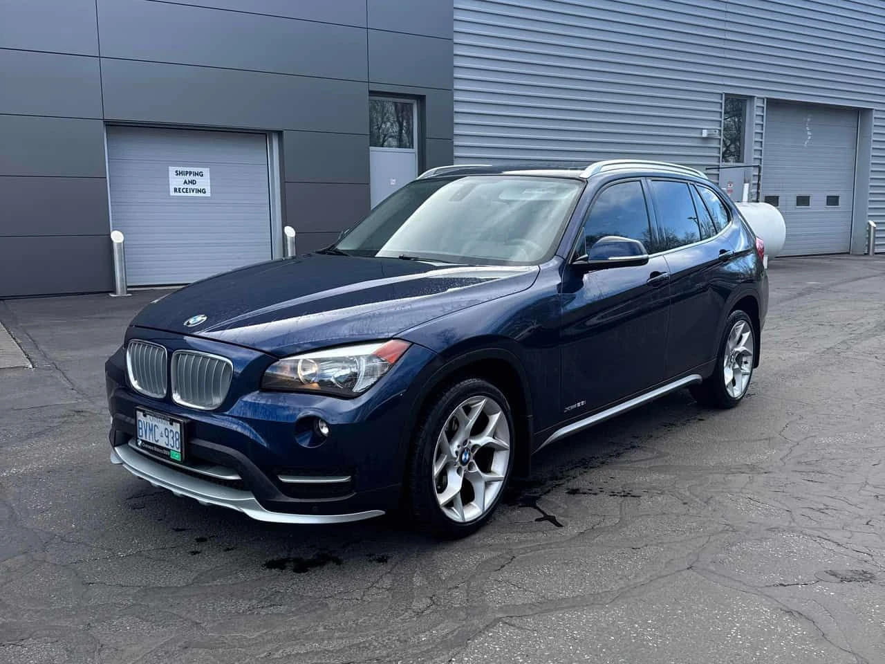 BMW X1 XDRIVE28I /CARFAX / Подгрев/Панорама/2 ключа/