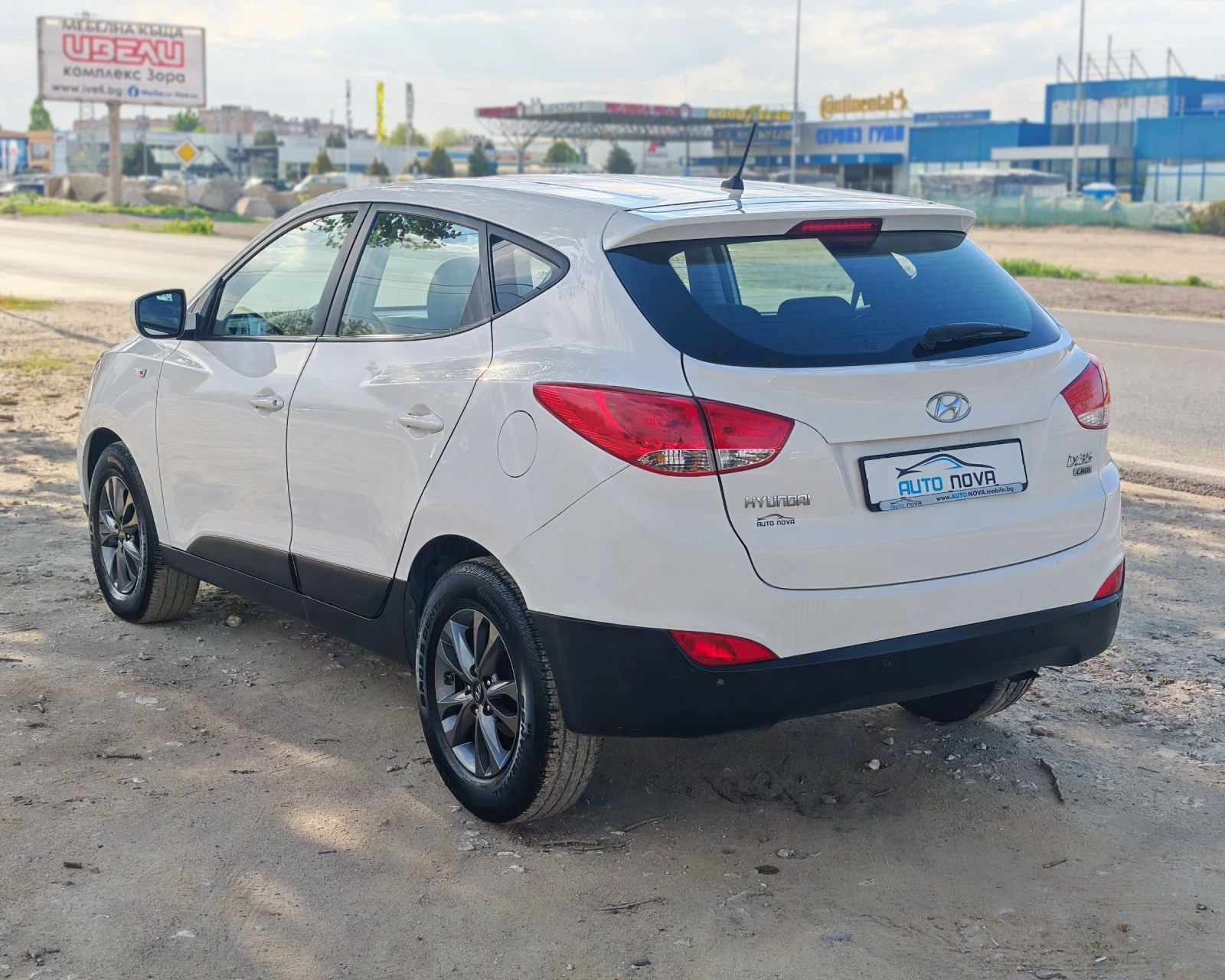 Hyundai IX35 1.7 ДИЗЕЛ 116 К.С FACELIFT! УНИКАЛНО СЪСТОЯНИЕ!!!, снимка 7 - Автомобили и джипове - 54347646