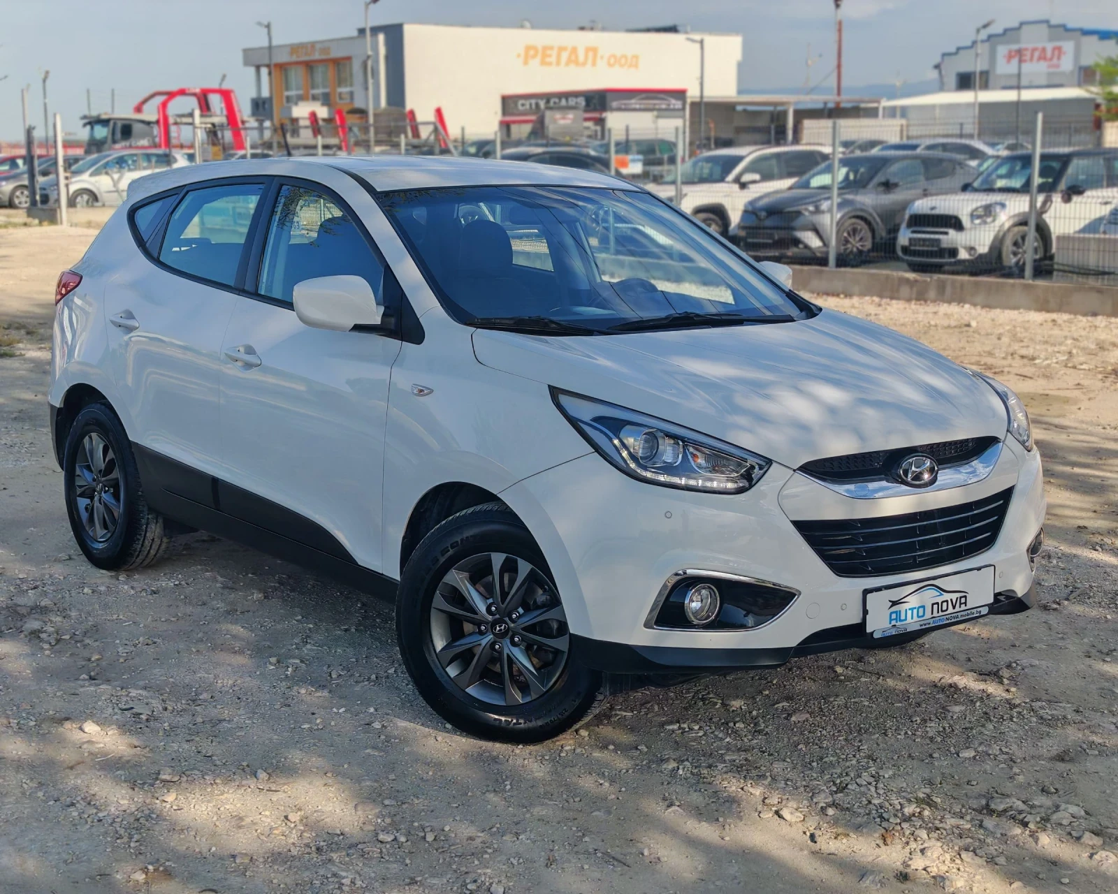 Hyundai IX35 1.7 ДИЗЕЛ 116 К.С FACELIFT! УНИКАЛНО СЪСТОЯНИЕ!!!, снимка 16 - Автомобили и джипове - 54347646