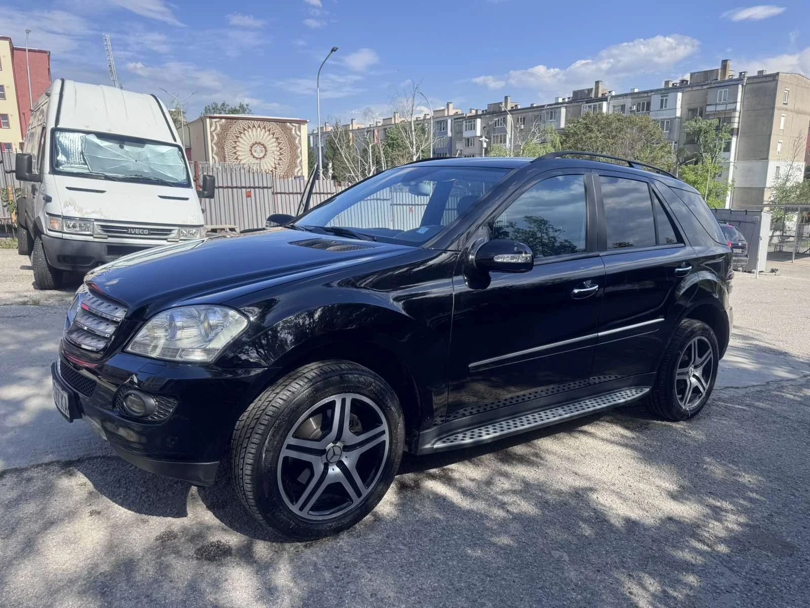 Mercedes-Benz ML 320 Ml 320, снимка 3 - Автомобили и джипове - 54585593