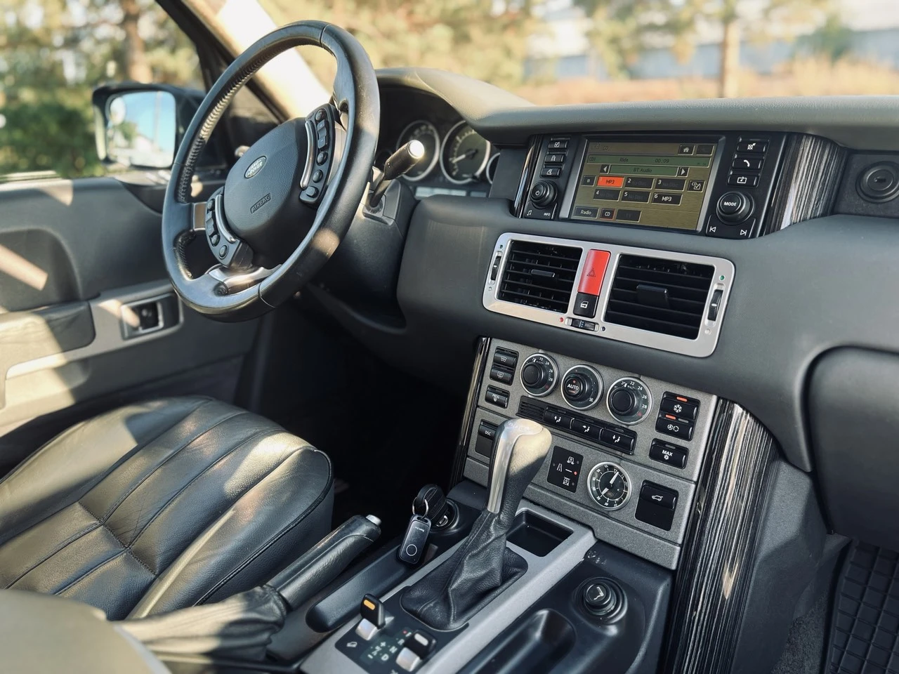 Land Rover Range rover, снимка 8 - Автомобили и джипове - 54677574