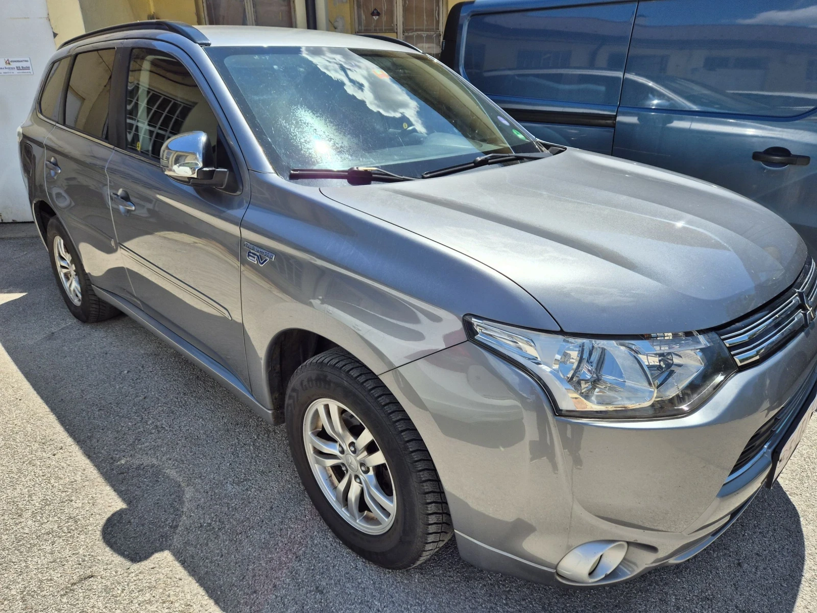 Mitsubishi Outlander, снимка 6 - Автомобили и джипове - 54692119