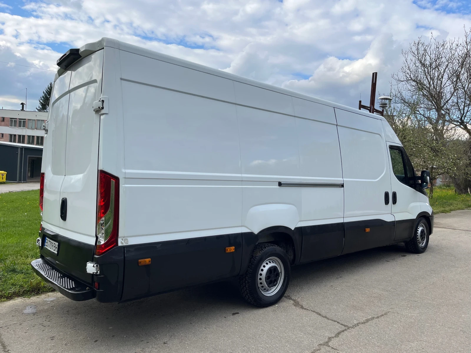 Iveco Daily, снимка 2 - Бусове и автобуси - 54299609