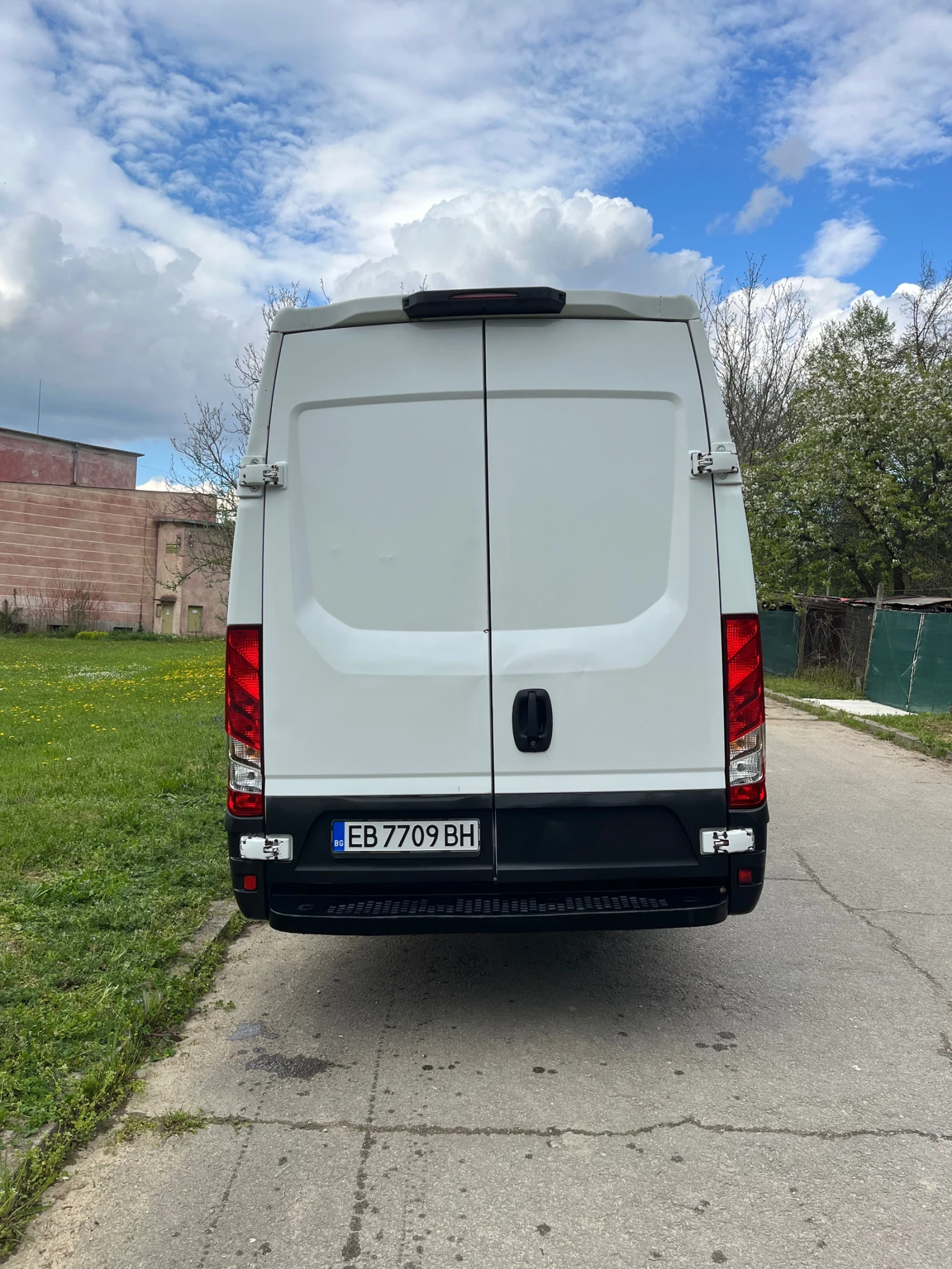 Iveco Daily, снимка 6 - Бусове и автобуси - 54299609