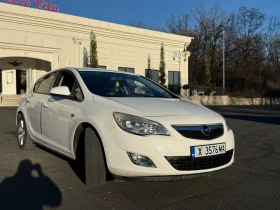 Opel Astra 1.3CDTI 95кс, снимка 2