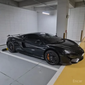 McLaren 570S Coupe Bowers & Wilkins* Vehicle Lift* Carbon Ceramic* 
