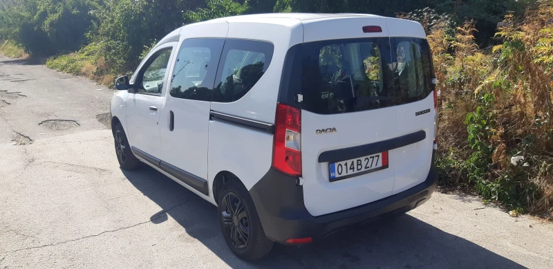 Dacia Dokker 1.6-газ бензин 82 к.с клима, снимка 2 - Автомобили и джипове - 47432498