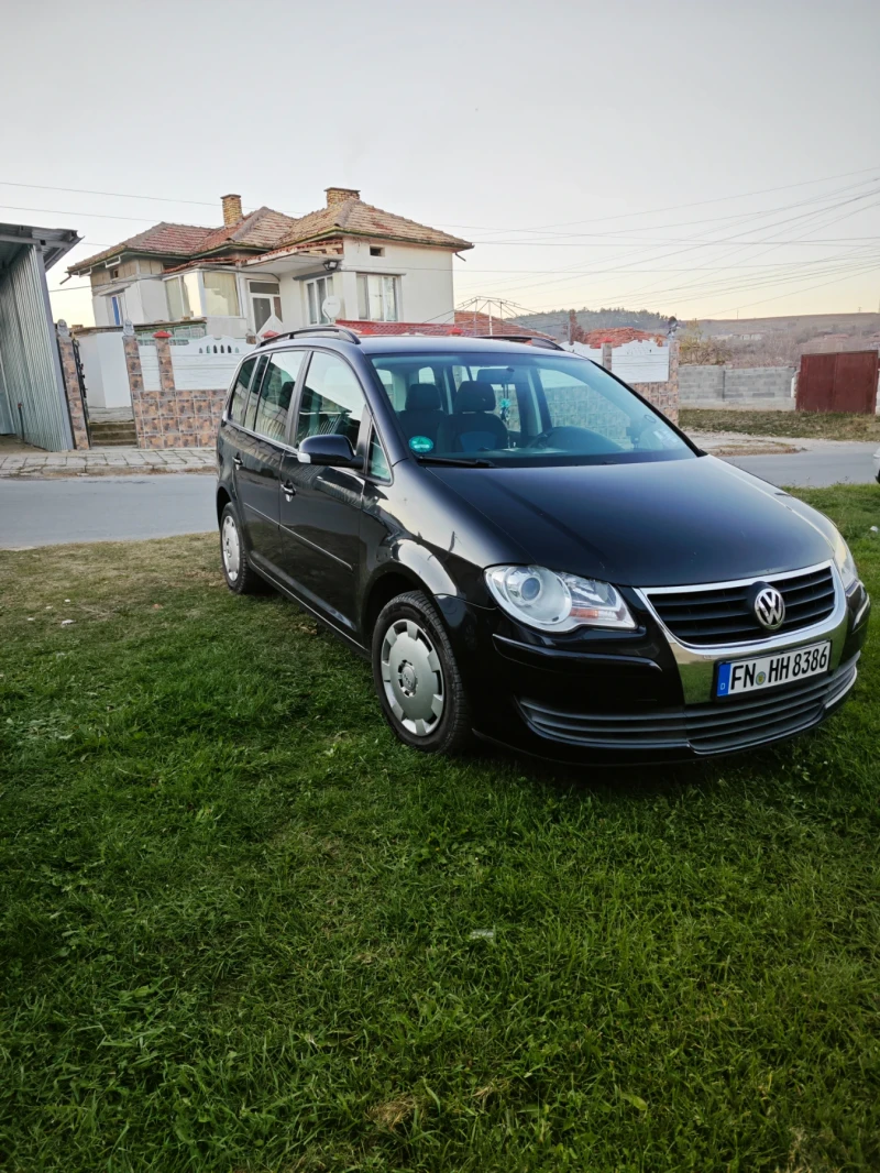 VW Touran, снимка 2 - Автомобили и джипове - 47894867