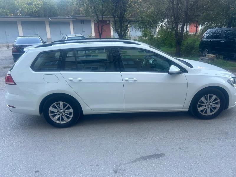 VW Golf, снимка 2 - Автомобили и джипове - 48291262