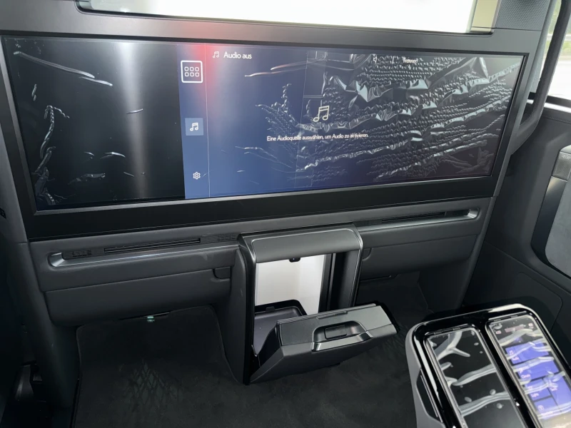 Lexus LM 350h* LUXURY* 4SEATS* FIRSTCLASS* TV* 360* KEYLESS, снимка 16 - Автомобили и джипове - 50524615