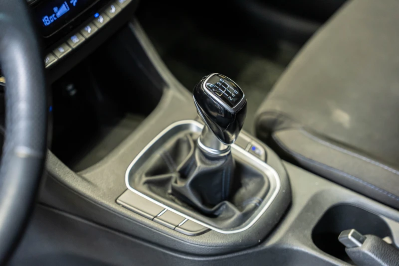 Hyundai I30 1.6 CRDi, снимка 10 - Автомобили и джипове - 51505692