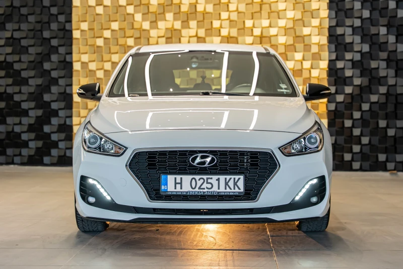 Hyundai I30 1.6 CRDi, снимка 2 - Автомобили и джипове - 51505692