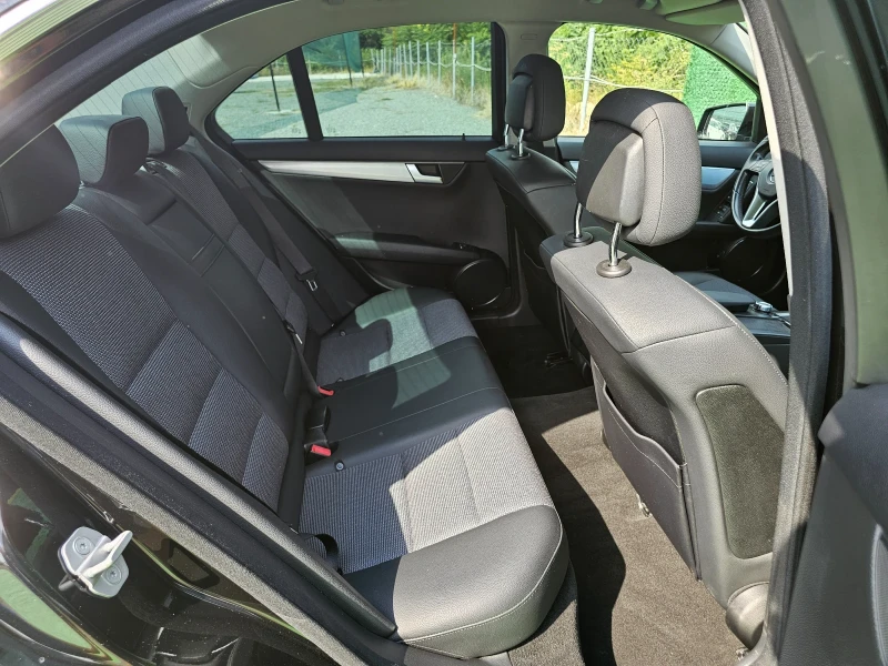 Mercedes-Benz C 200 * AVANTGARDE* , снимка 14 - Автомобили и джипове - 51411108