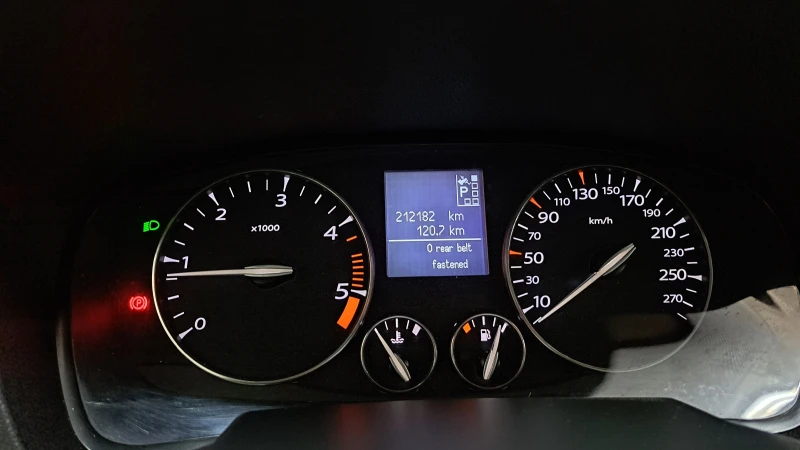 Renault Laguna III, снимка 7 - Автомобили и джипове - 52381077