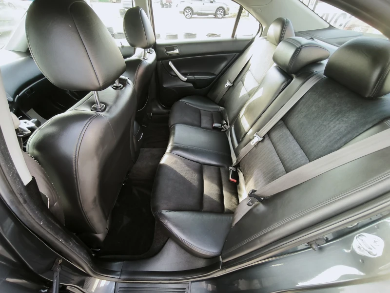 Honda Accord 2.0i AUTOMATIC , снимка 12 - Автомобили и джипове - 52356627