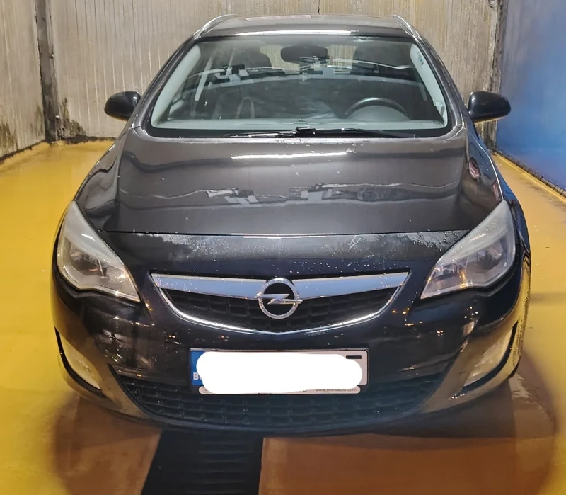 Opel Astra 2012 125hp