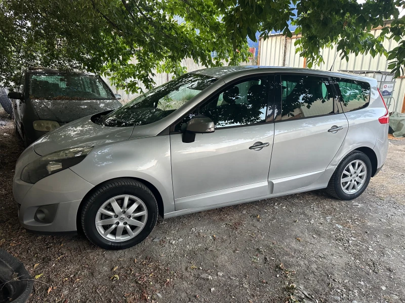 Renault Grand scenic 1.9dci 7 места Реален пробег, снимка 15 - Автомобили и джипове - 52872605