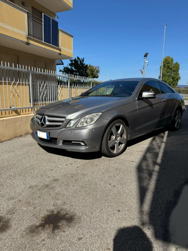 Mercedes-Benz E 250, снимка 8 - Автомобили и джипове - 52977697