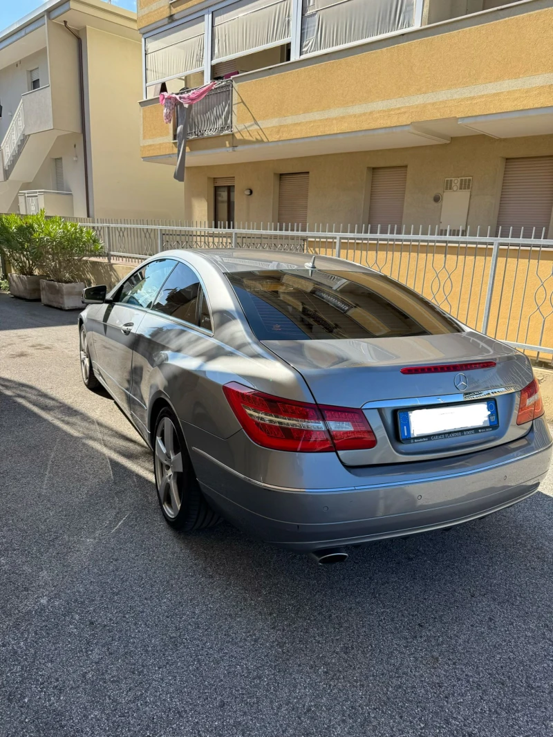 Mercedes-Benz E 250, снимка 7 - Автомобили и джипове - 52977697