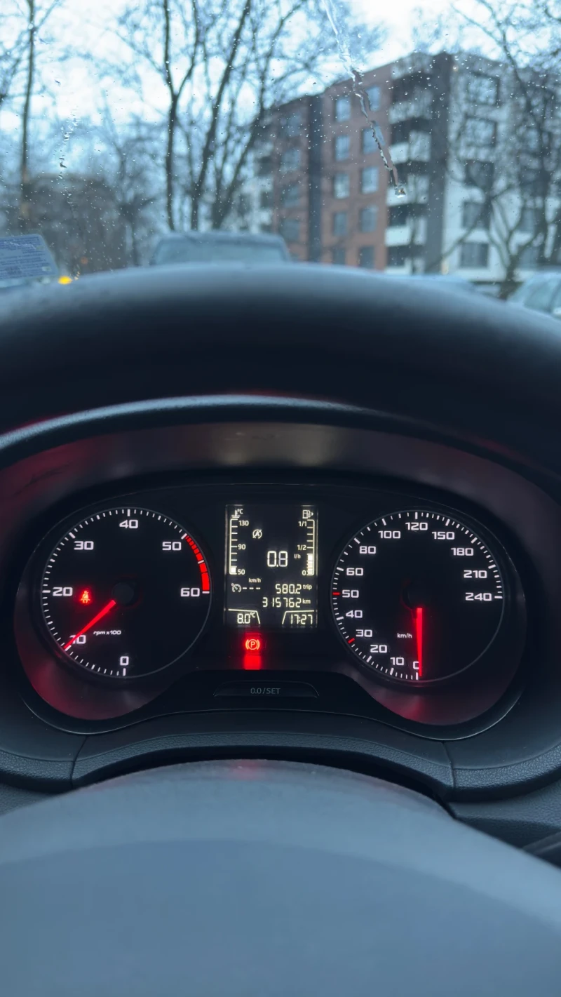 Seat Ibiza, снимка 13 - Автомобили и джипове - 53274639