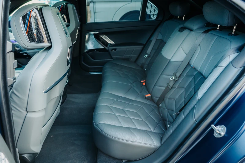 BMW 760 M760e Xdrive , снимка 16 - Автомобили и джипове - 53286157