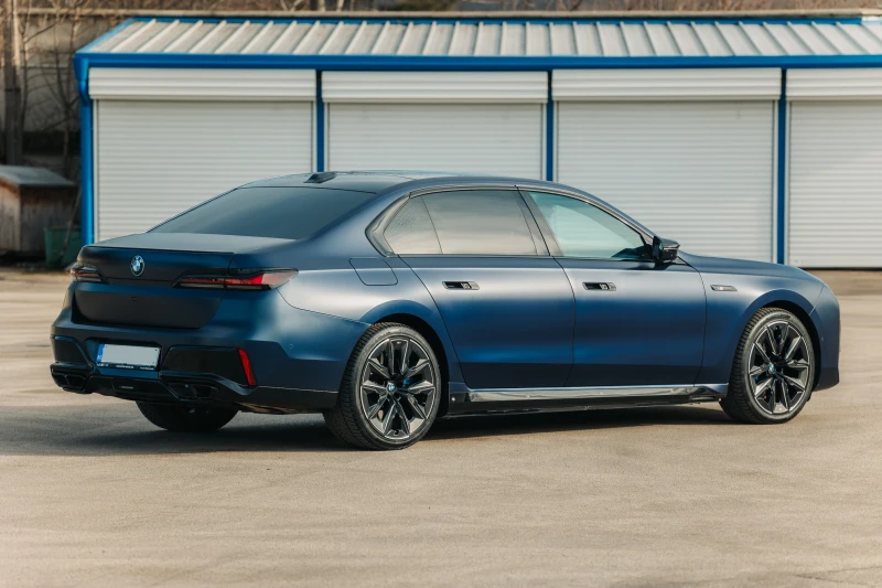 BMW 760 M760e Xdrive , снимка 7 - Автомобили и джипове - 53286157