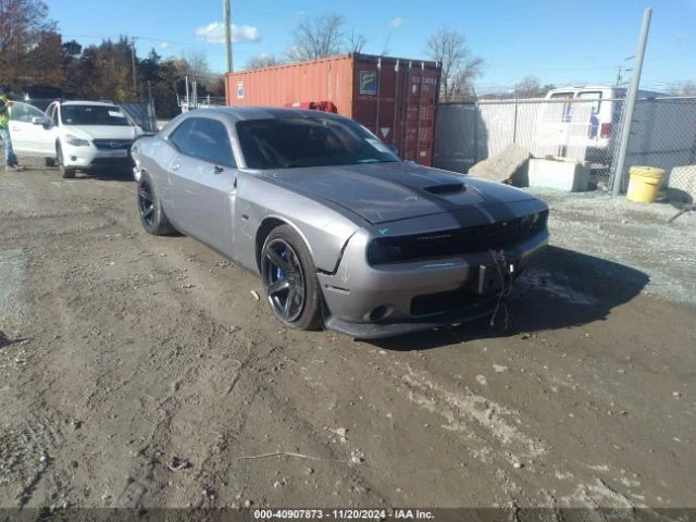 Dodge Challenger, снимка 1 - Автомобили и джипове - 48784373