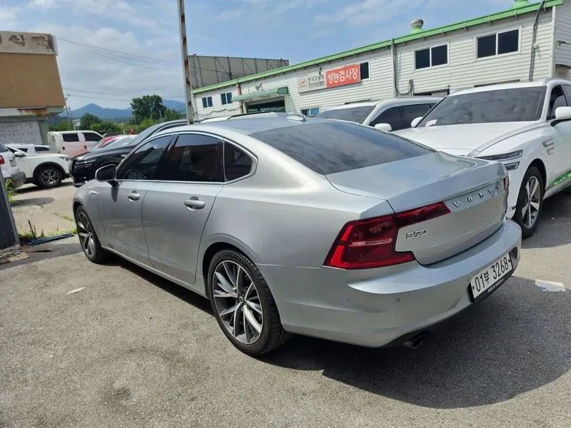 Volvo S90 D5 Awd Momentum, снимка 6 - Автомобили и джипове - 55376535