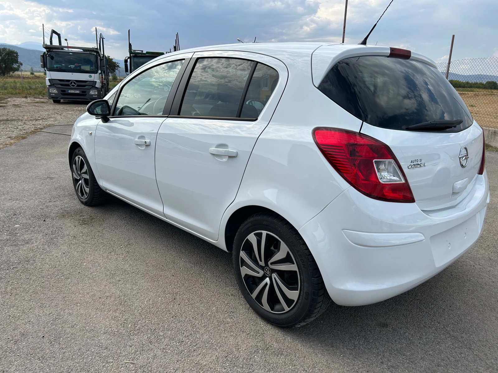 Opel Corsa 1.2i 85k.c. - изображение 7