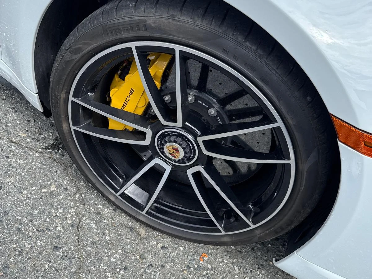 Porsche 911 TURBO S CARFAX АВТО КРЕДИТ  - изображение 6