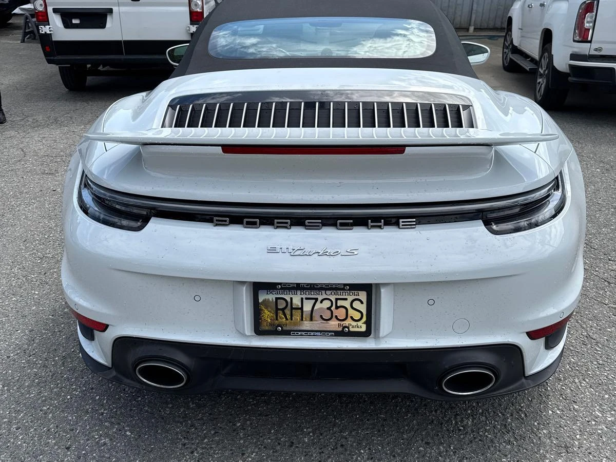 Porsche 911 TURBO S CARFAX АВТО КРЕДИТ  - изображение 4