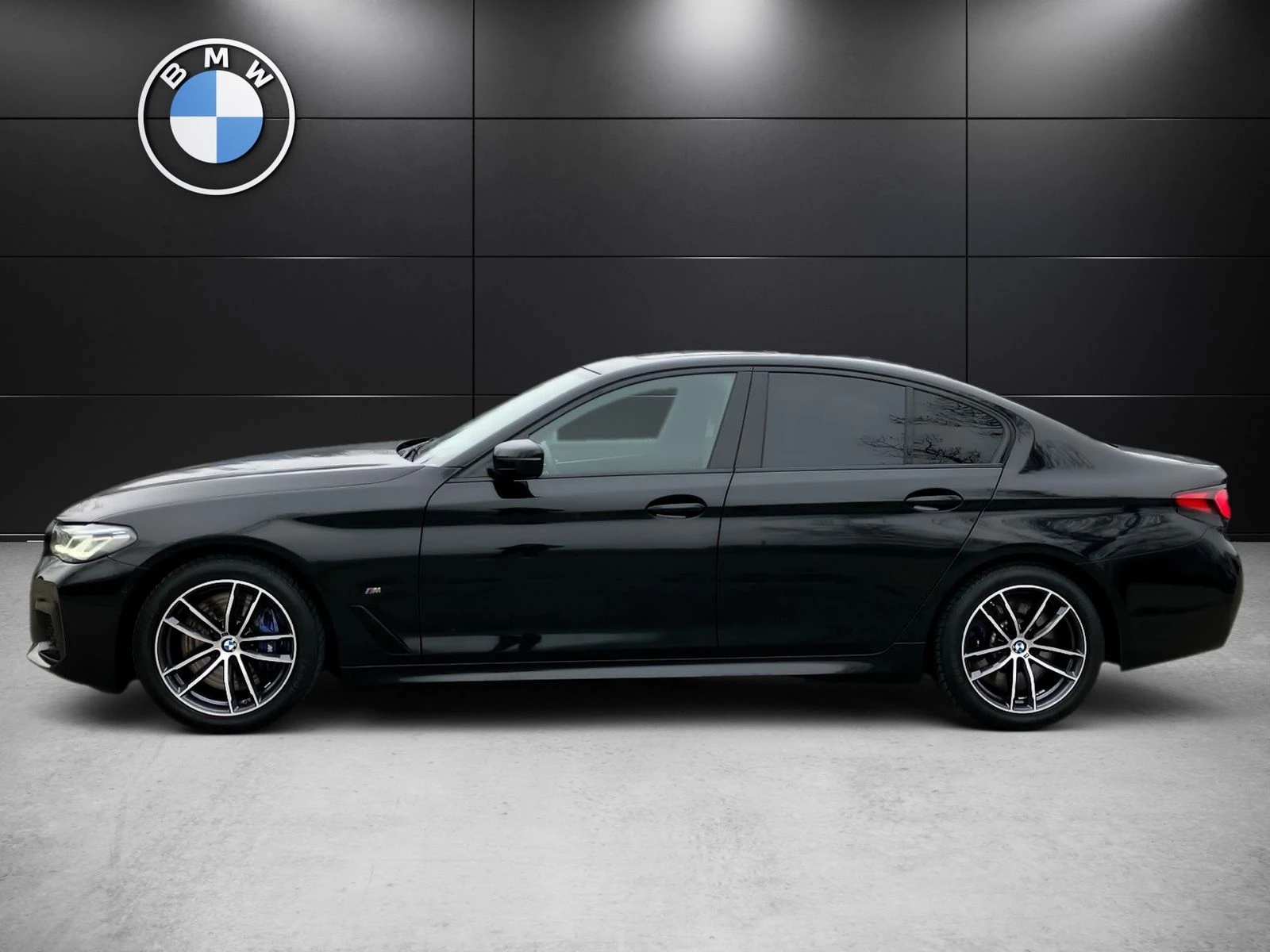 BMW 540 d xDrive M-Sport Nappa/Laser/HUD/Pano/Ventilation - изображение 3