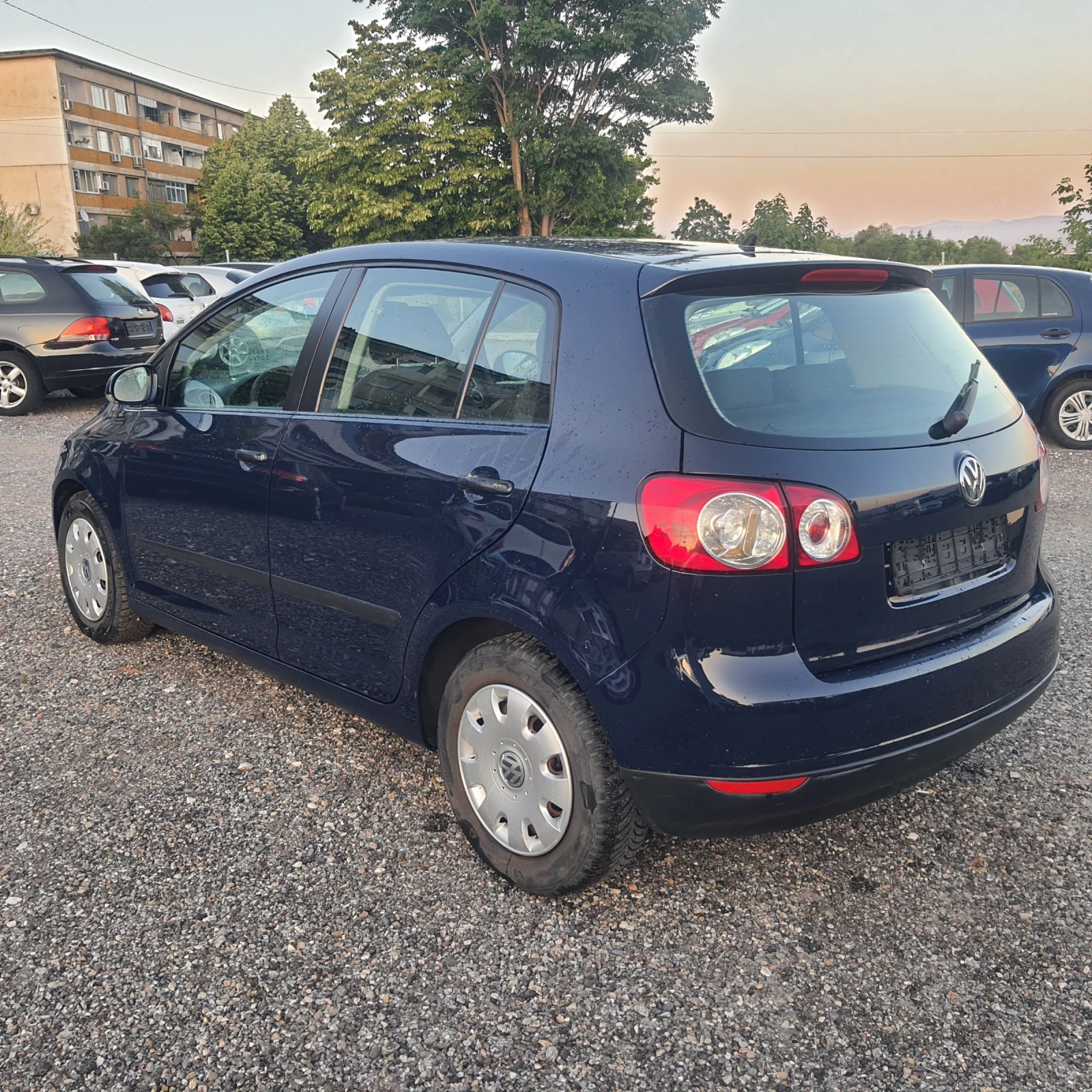 VW Golf Plus 1.6-102к.с. - изображение 6