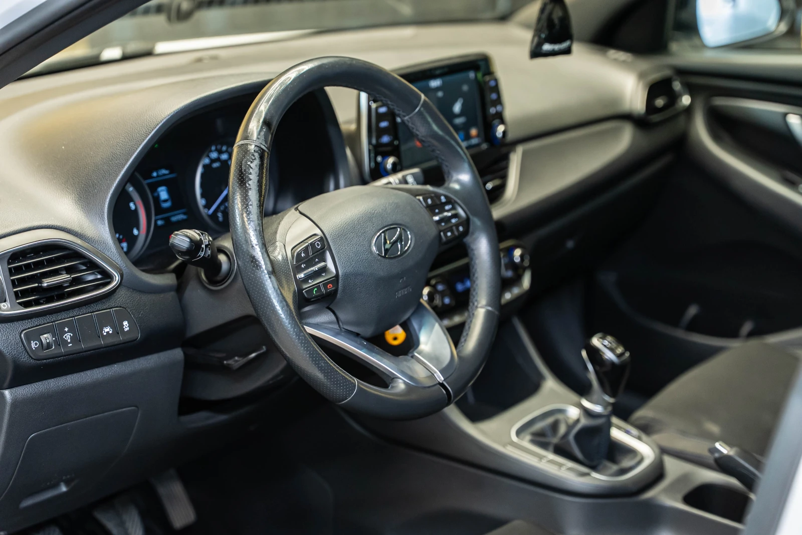 Hyundai I30 1.6 CRDi - изображение 8