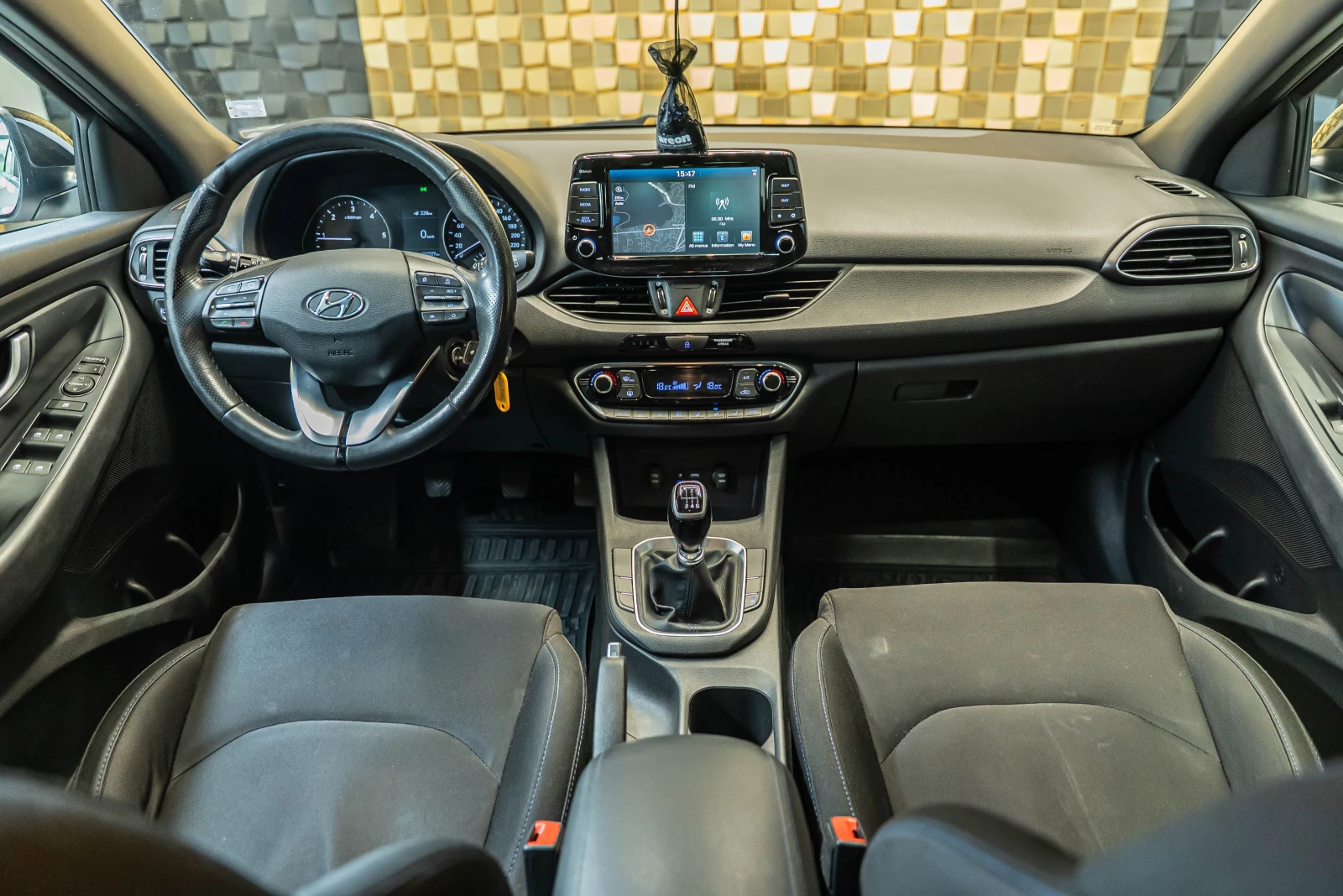 Hyundai I30 1.6 CRDi | Mobile.bg � ����������� 13