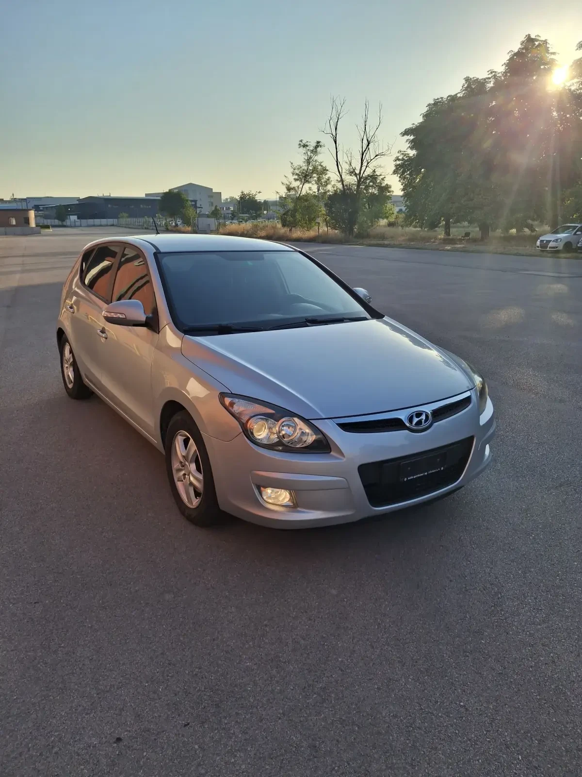 Hyundai I30 1.6 I  - изображение 2
