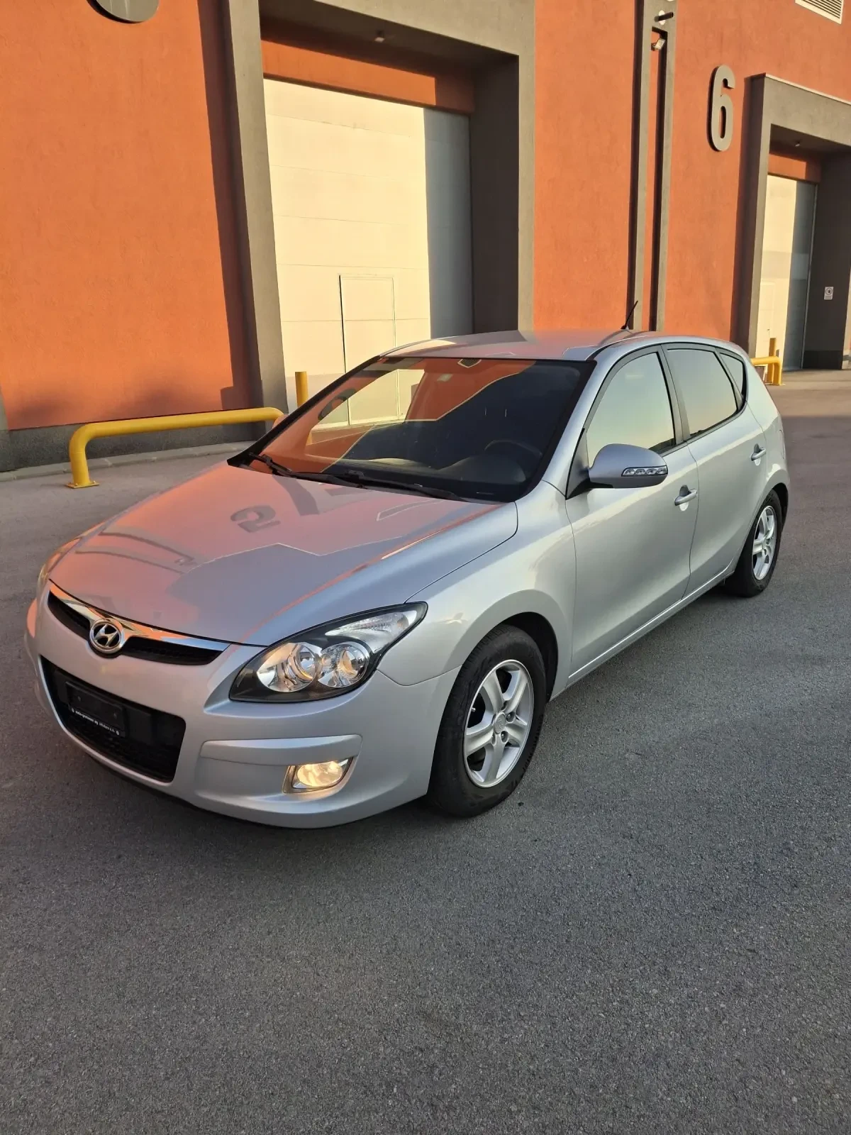 Hyundai I30 1.6 I  | Mobile.bg   1