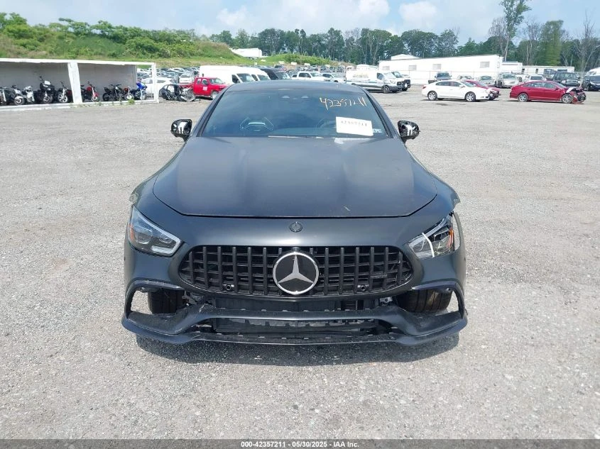 Mercedes-Benz AMG GT 53 4-DOOR COUPE - изображение 3