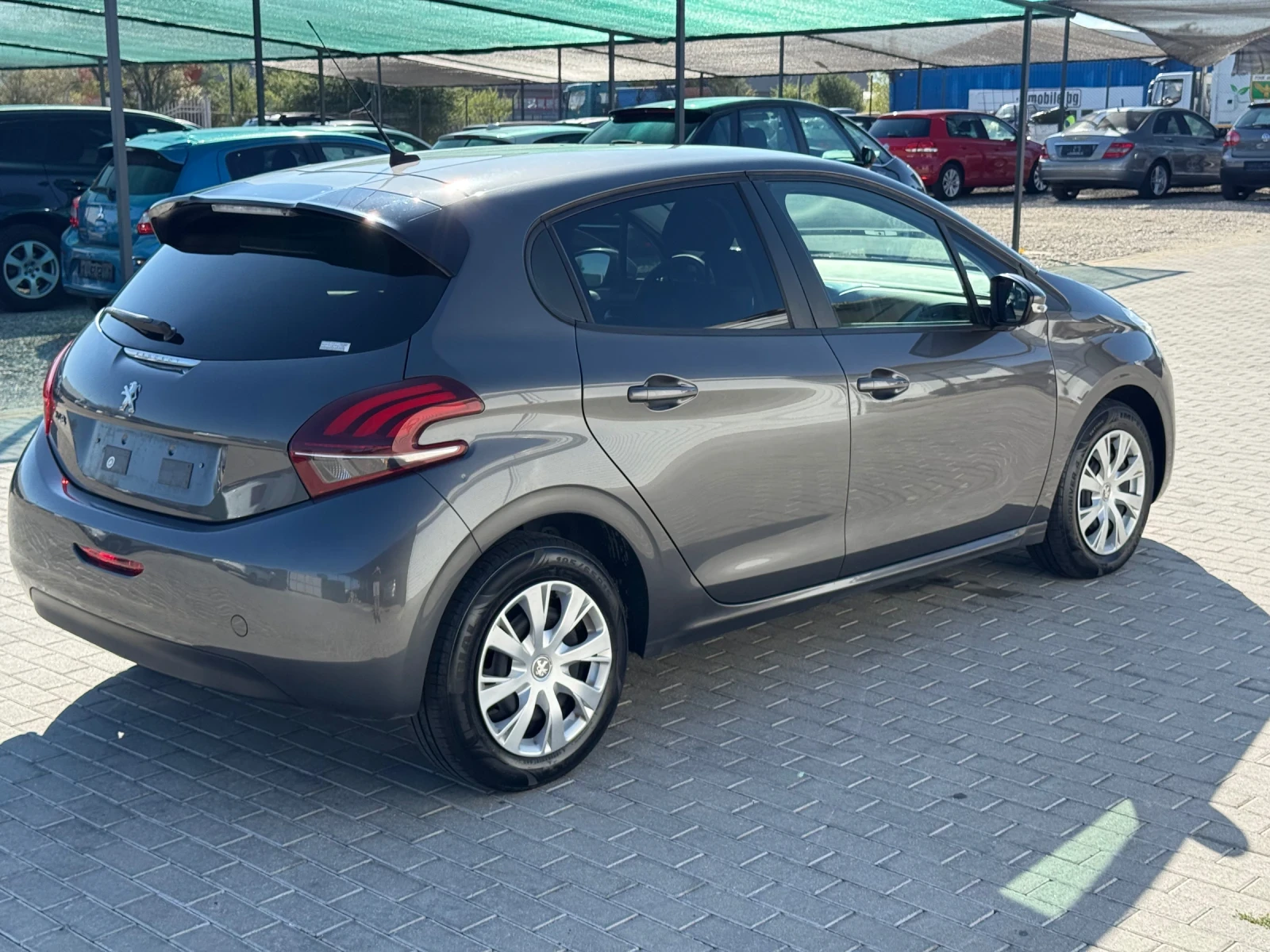 Peugeot 208 1.6d/100hp/NAVI/EVRO6/ - изображение 6