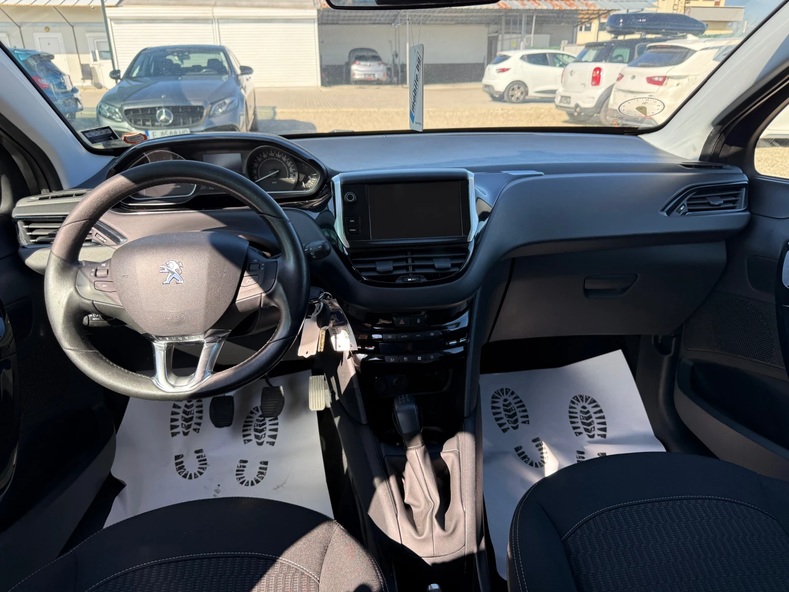Peugeot 208 1.6d/100hp/NAVI/EVRO6/ - изображение 7