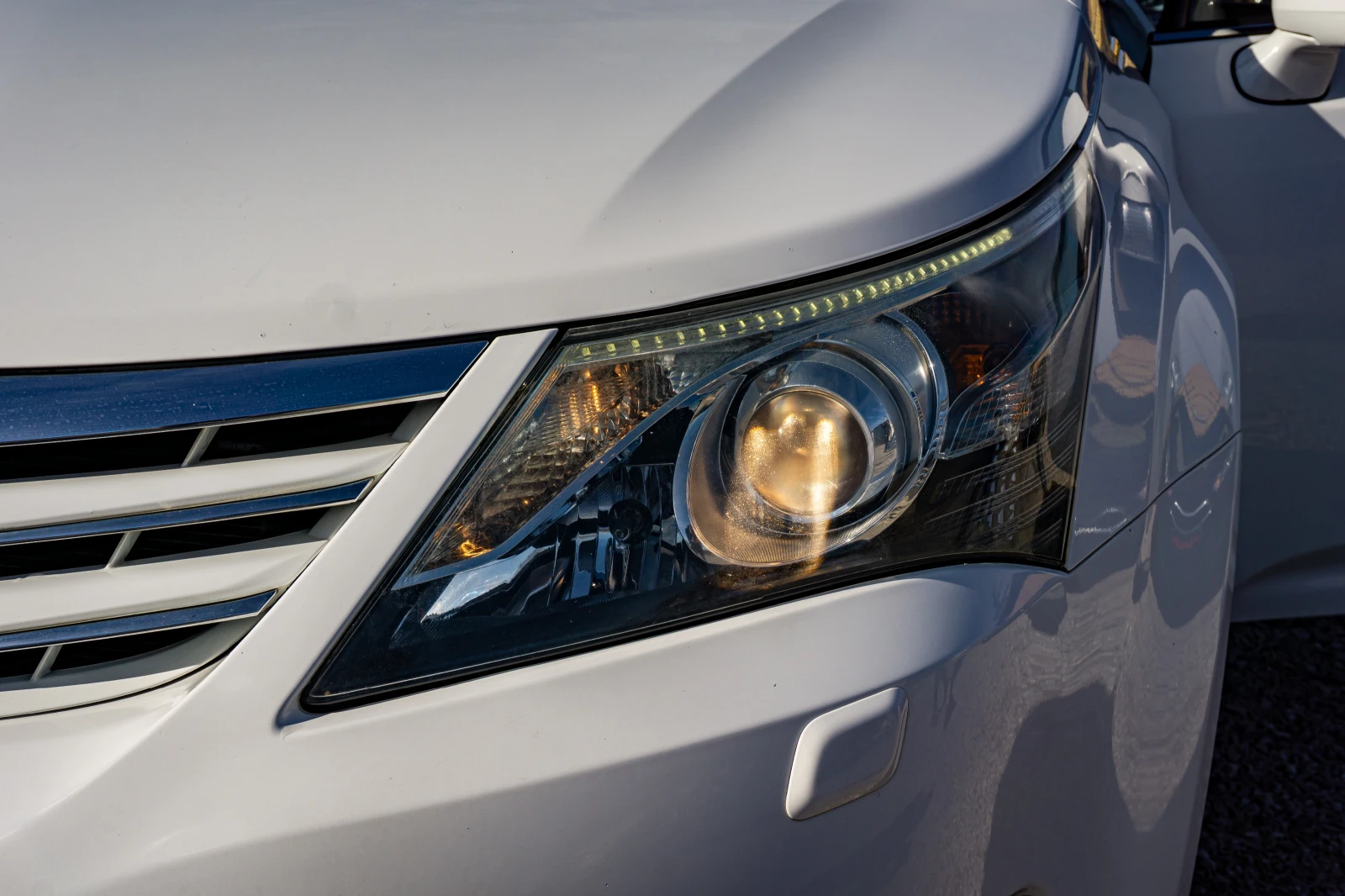 Toyota Avensis 1.8 VVT-i Facelift |   |  |  | Mobile.bg   7